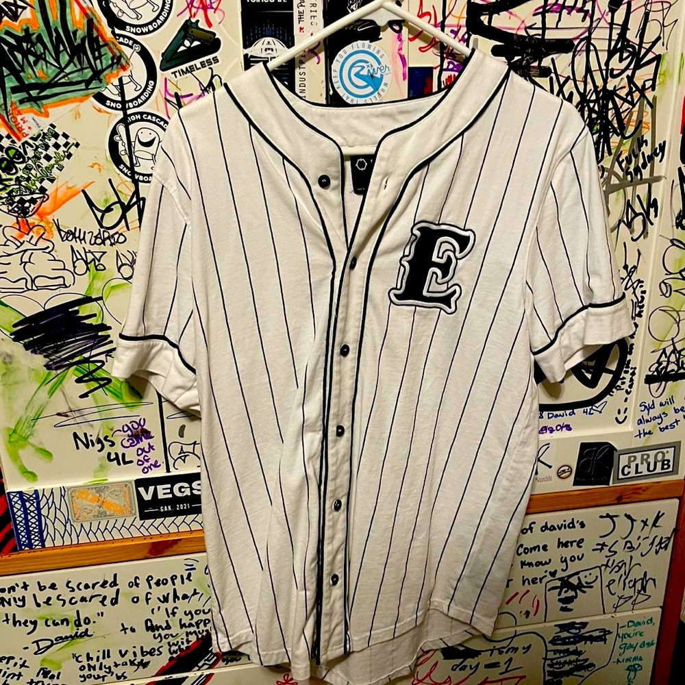 Empyre white jersey too small for me